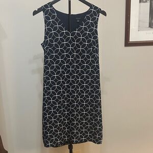 Ann Taylor Navy and White Circle Pattern Midi Dress